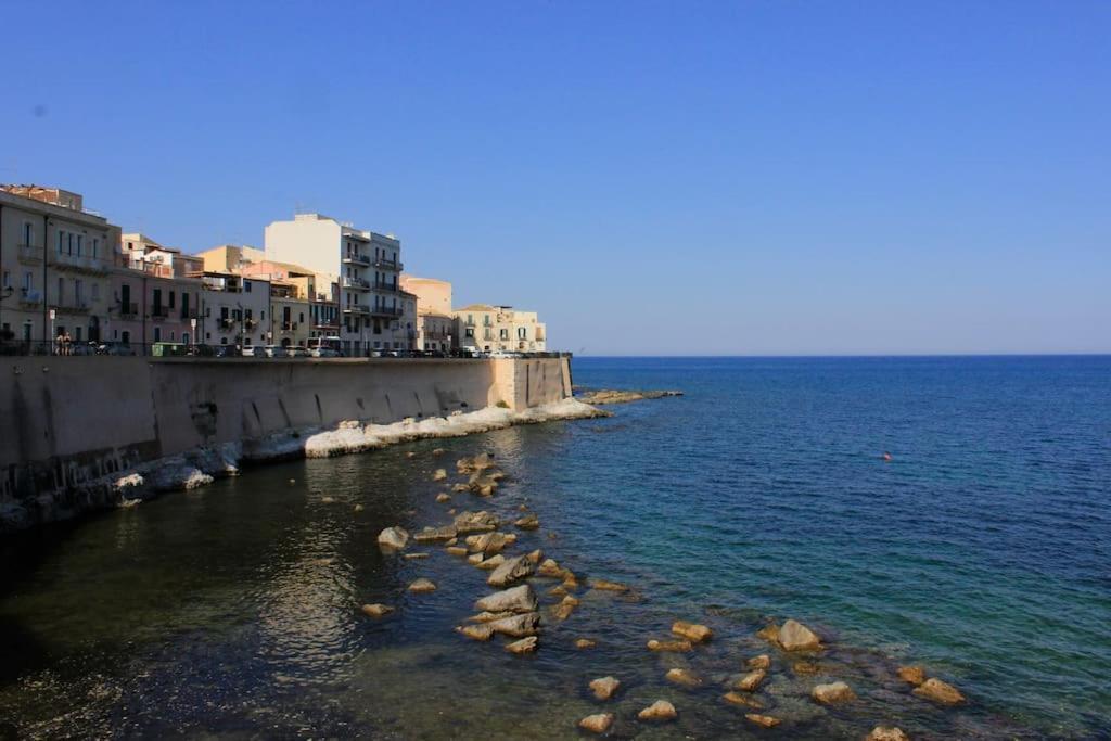 Maniace 57, Ortigia Historic Center, 200 Mt From The Beach Syracuse ภายนอก รูปภาพ